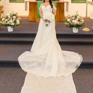 Kleinfeld 2024 Wedding Dress